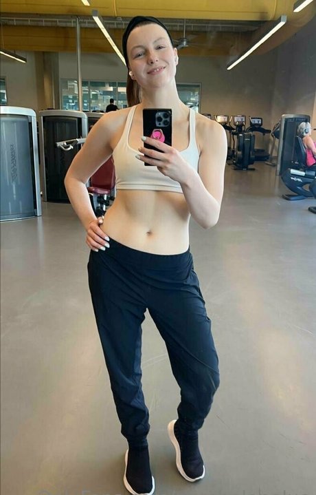 misshelenalue model schöne bilder