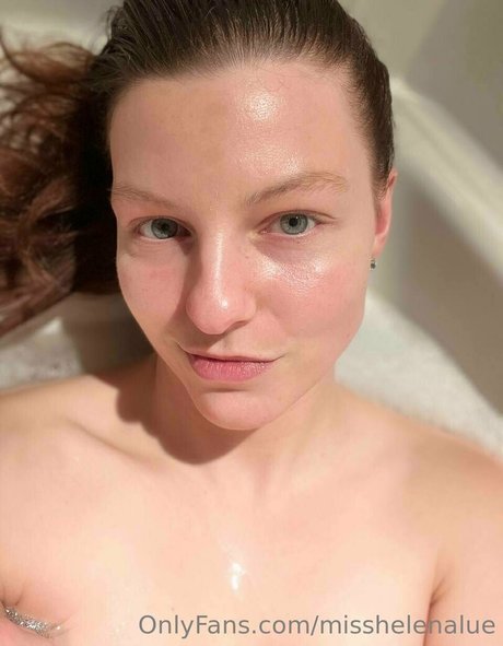 misshelenalue top erotische fotos