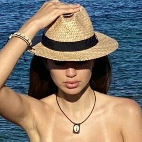 teodora usain exklusive perfekte galerien