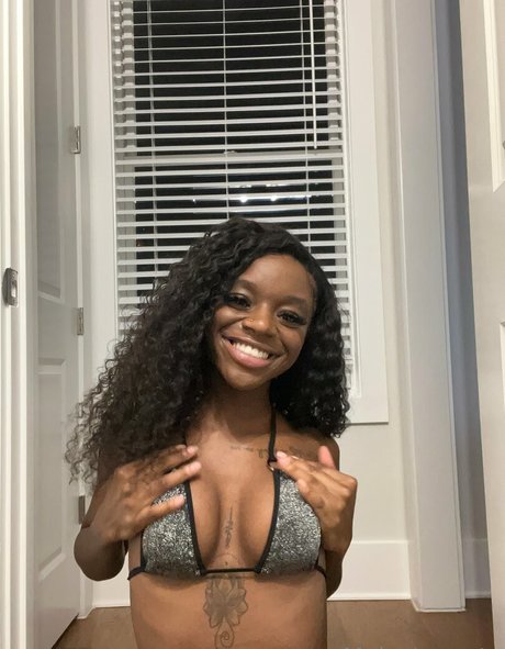 urmajesty1728 pornostar freie archiv