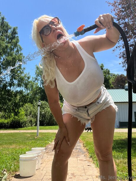 jennalovexxx nackt akt foto