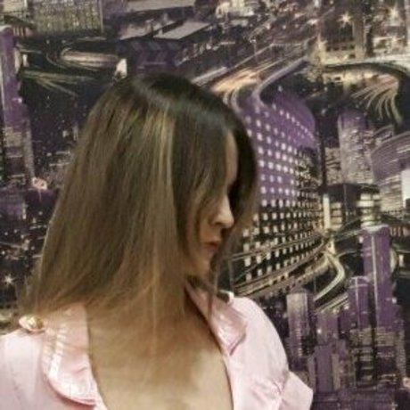 anafilatova hübsche fotos