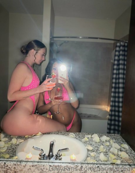 parislafreak kostenlose exklusive bilder