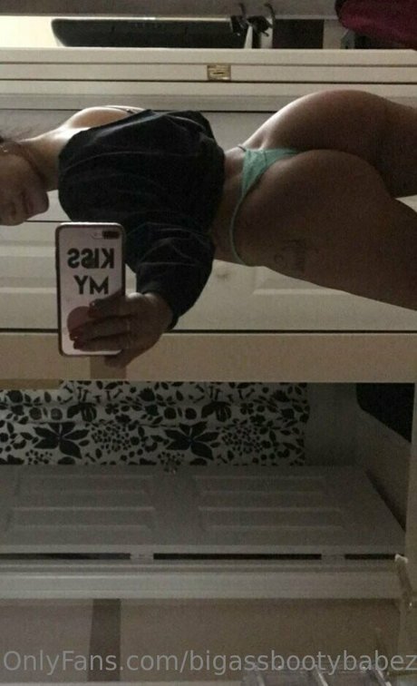 bigassbootybabez hübsche pornostar foto