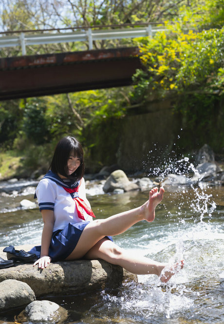 Rui Kiriyama erotische nackt fotos