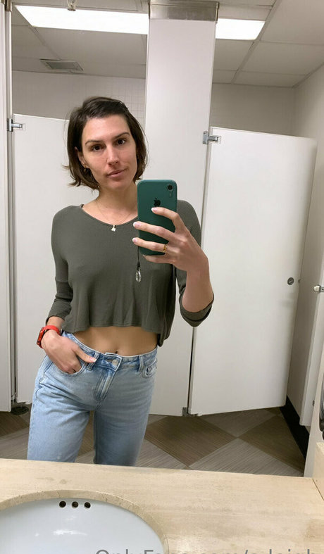 a leigh freie nacktheit archiv