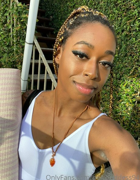 polegoddess94 model beste bilder