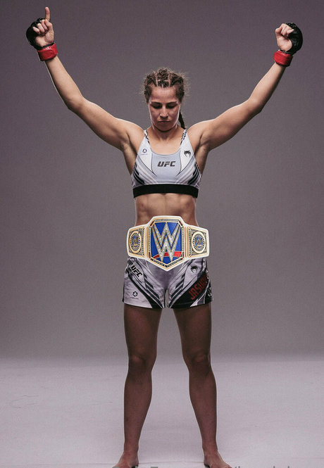 russische reife onlyfans erwachsene akt foto