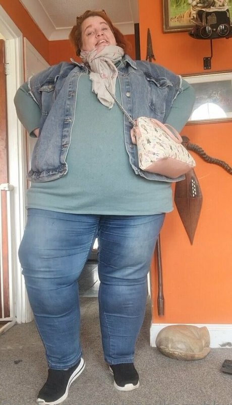 abigailbarrybbw top nackt bilder