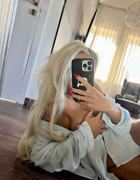 lolaellemodel model schöne galerien