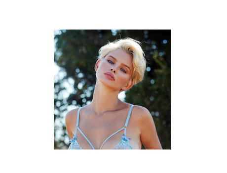 julialogan xxx freie galerie