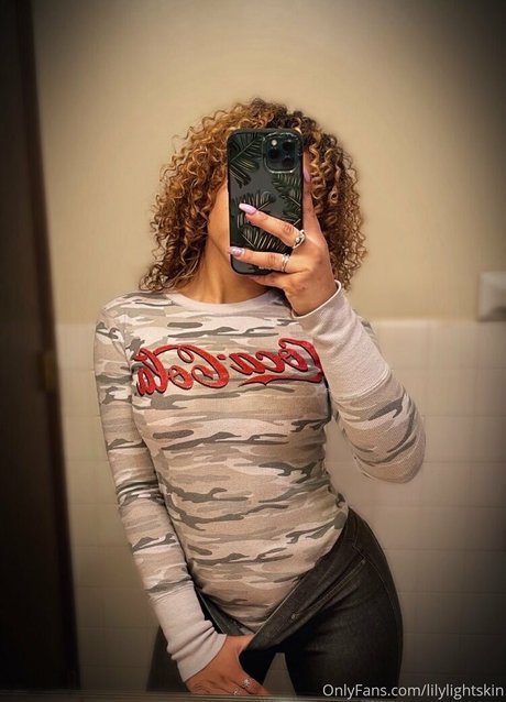 lilylightskin top nacktheit galerien