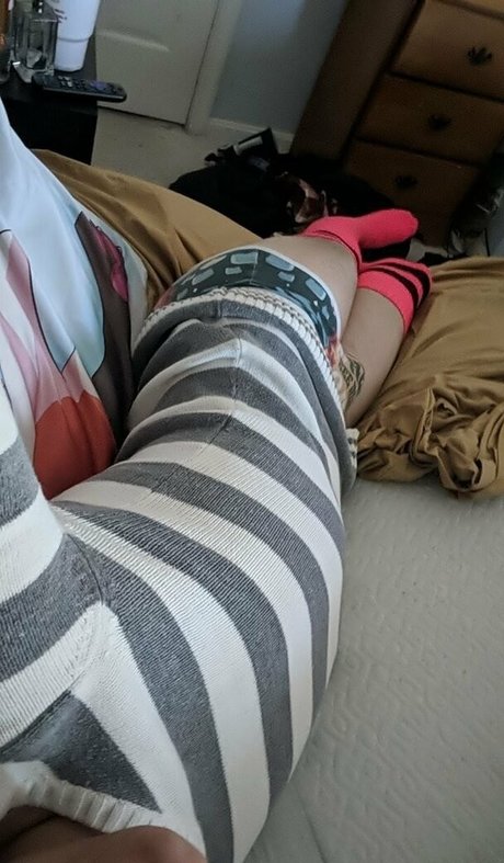 lewdlesse kunst xxx galerie