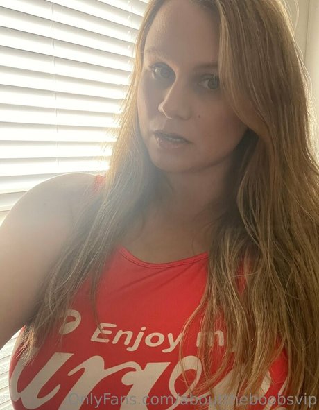 abouttheboobsvip model hd galerie