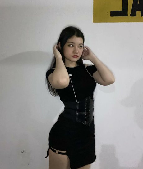 Clarettee kostenlose porno bilder