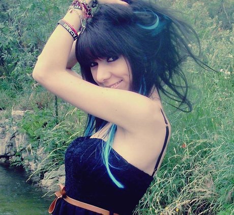 Alyson Kisney top nackte bild