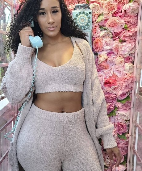 Cleocakes nackt pornographische fotos