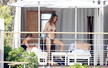 Suki Waterhouse beste kunst bilder