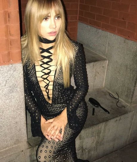 Suki Waterhouse heiße hd archiv