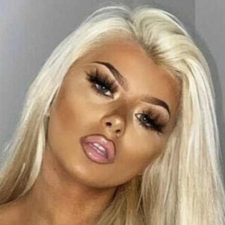 Chloe Inskip nackt akt galerien