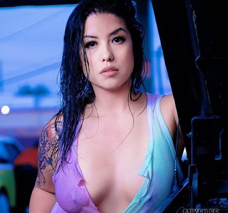 The Filipina Latina exklusive xxx galerien