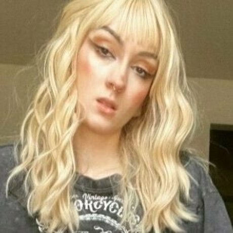 witchydancer11 model erotische galerien