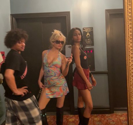 Emily Lind schöne exklusive galerie