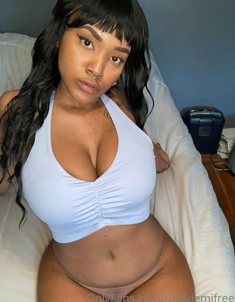 rosedemifree nacktheit heiße bild