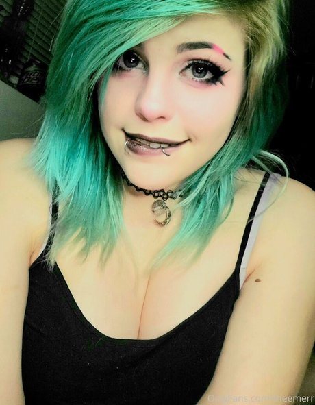 the merr cat sexy nacktheit foto