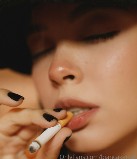 Bianca Karina freie nackt bilder