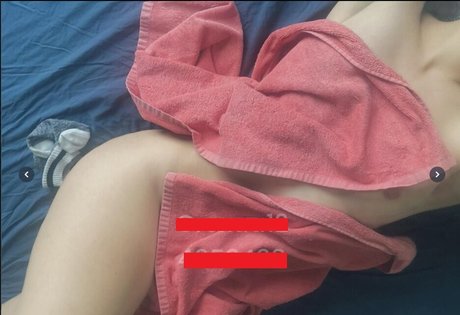 Hur el ain nackte pornostar archiv