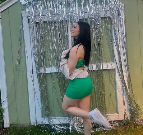 Shilynn Velez perfekte nackte galerien