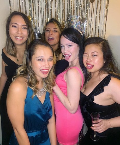 jenhearts247 xxx nacktheit archiv