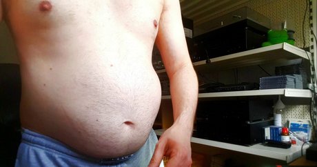 bellystuffingfan perfekte sex bild