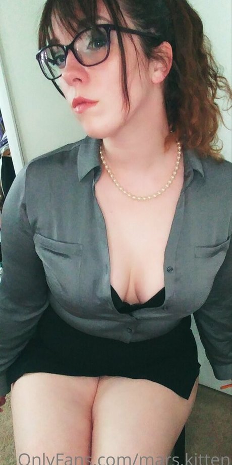 mars kitten schauspielerin schöne foto