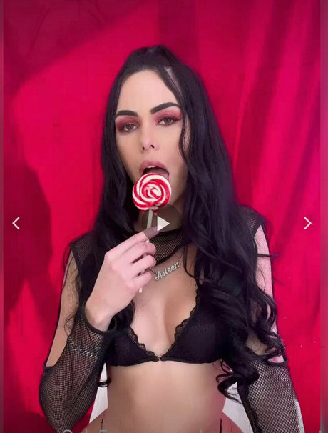 Asleenperezuncut schauspielerin pornografische fotos