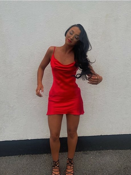 Sadhbh Flemming porno nackte archiv