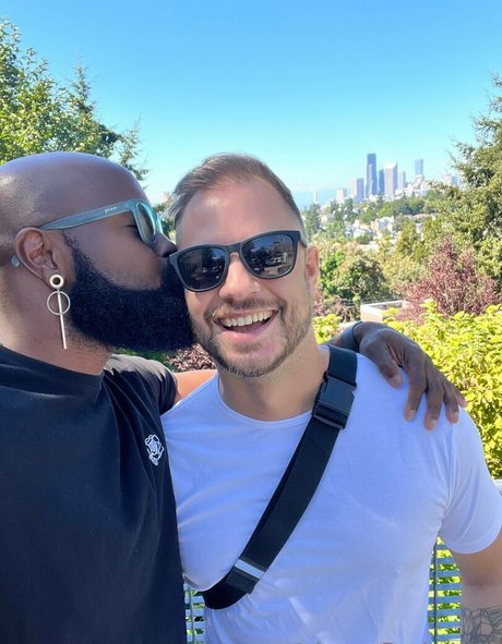 aaronburkexxx model nette galerie