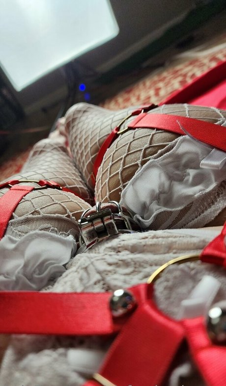 slyfemboylovetoy schöne erwachsene galerien