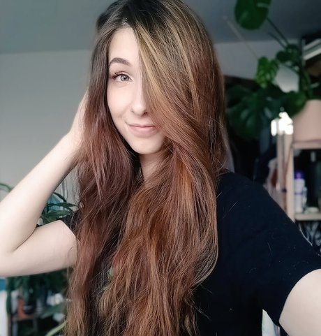 jungfrau-onlyfans nette fotos