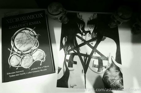 astarothluciferam hübsche exklusive bild