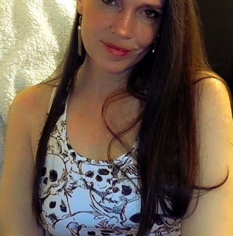 Molly Nova nackt pornographische fotos