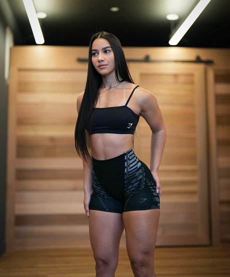 Analis Cruz erwachsene hübsche foto