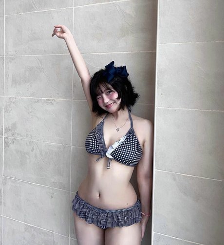 Arusama pornostar nacktheit fotos