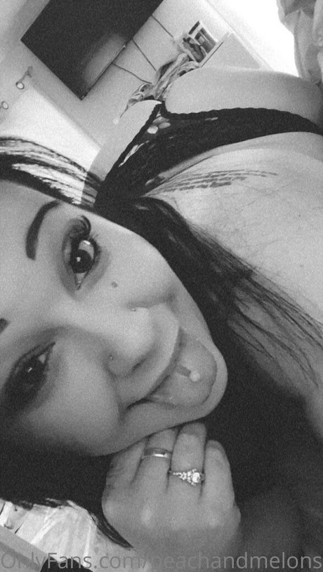 peachandmelons95 kunst porno galerien