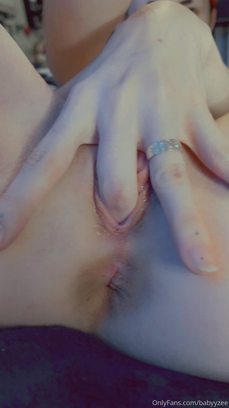 Babyyzee perfekte porno foto