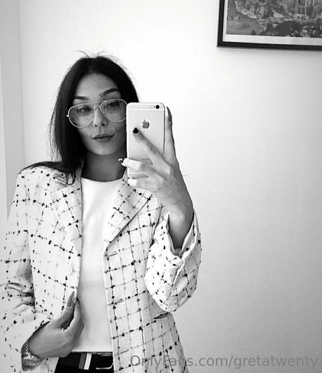 gretatwenty nacktheit nette galerien