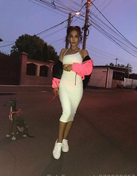 gretatwenty hd sexy bild