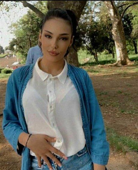 gretatwenty porno top galerien