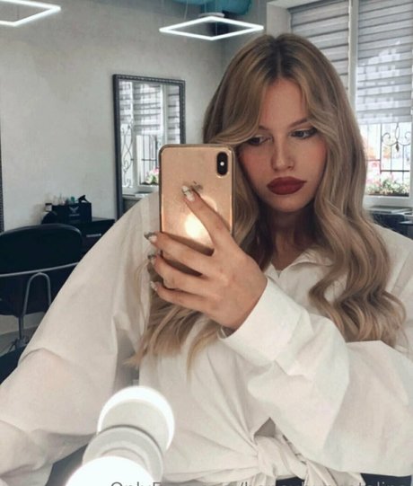 Talisnova kunst freie galerie